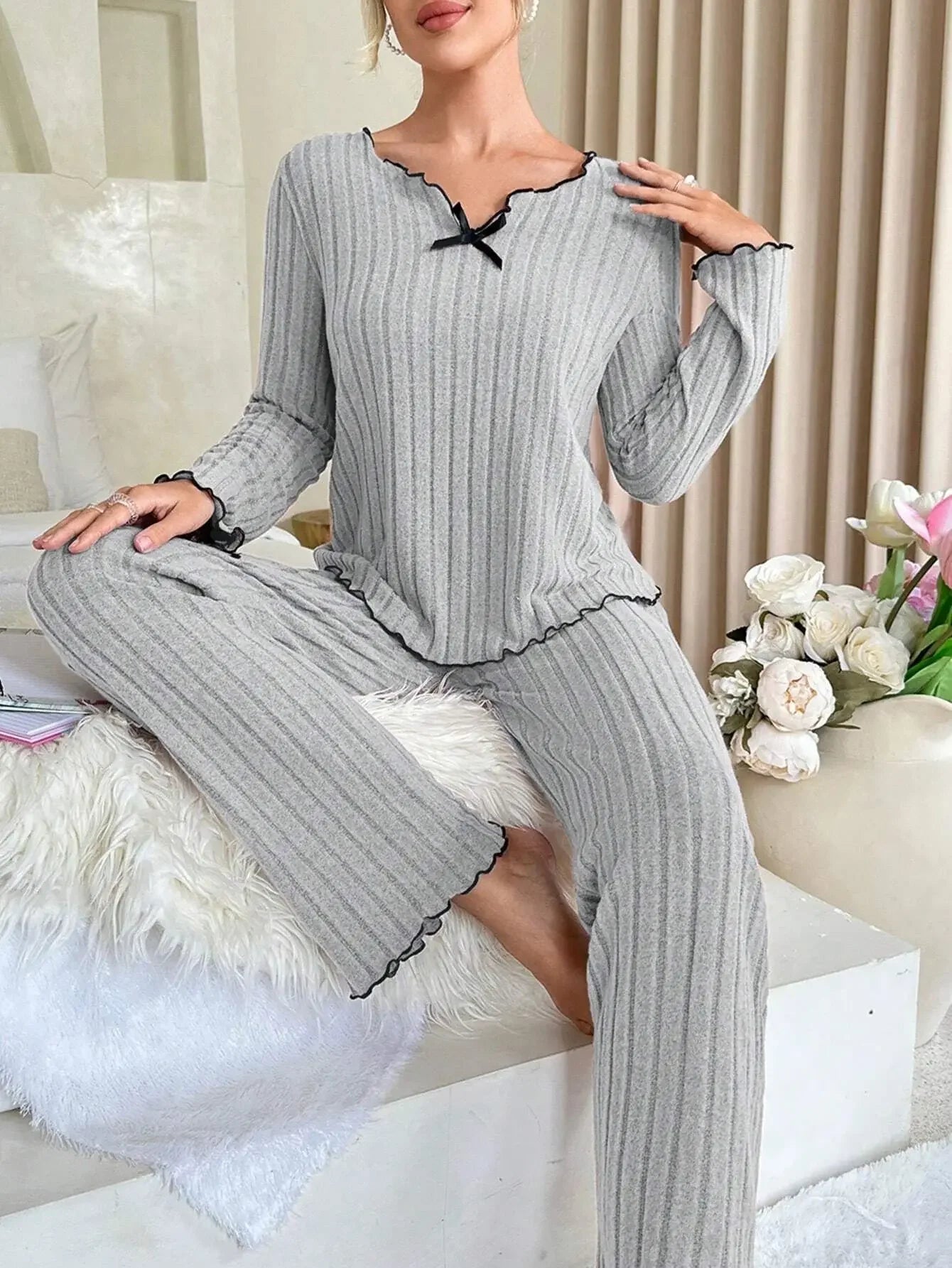 Ensemble Pyjama Femme Côtelé – Manches Longues & Pantalon Automne/Hiver