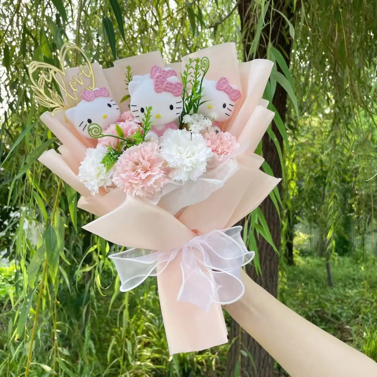 Bouquet Hello Kitty Kawaii – Peluche + Fleurs Artificielles