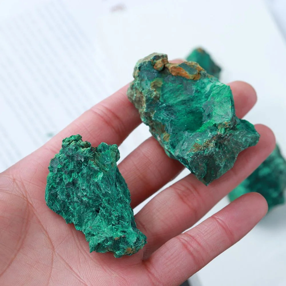 Malachite Verte Naturelle – Pierre Brute Décorative & Énergétique