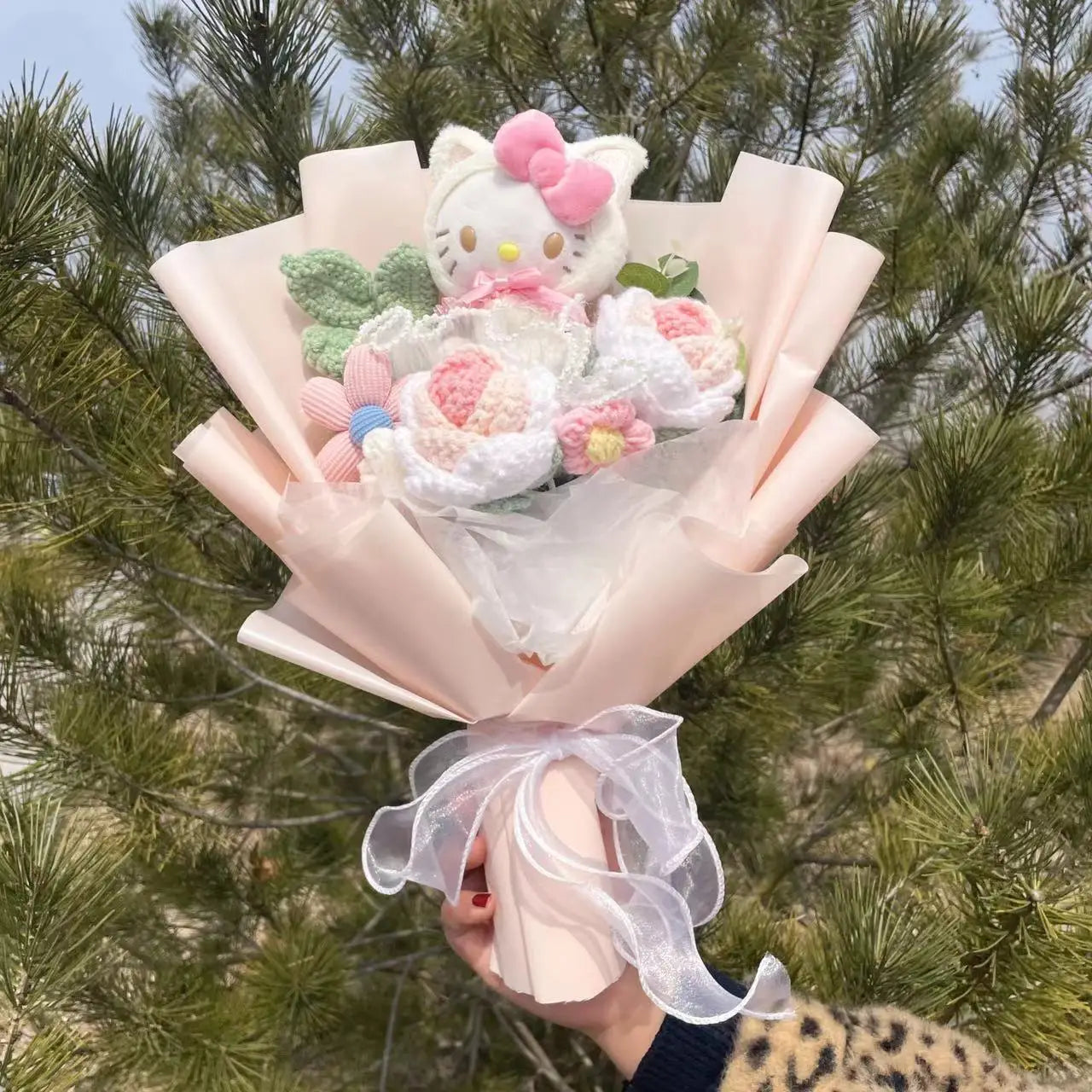 Bouquet Hello Kitty Kawaii – Peluche + Fleurs Artificielles