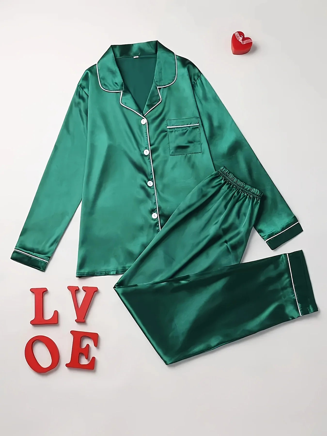 Ensemble Pyjama Femme Uni – Haut Boutonné à Manches Longues & Pantalon