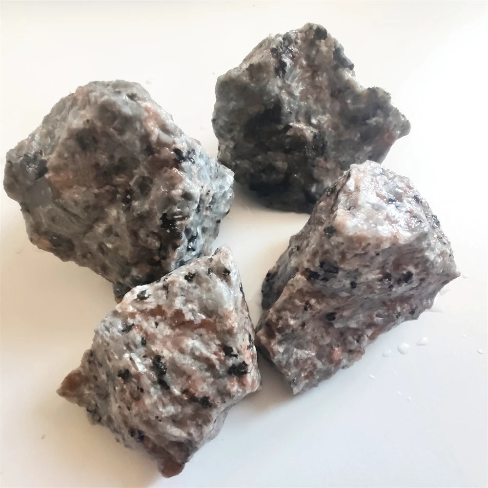 Pierre Brute Yooperlite – Pierre Fluorescente Naturelle Énergétique & Déco