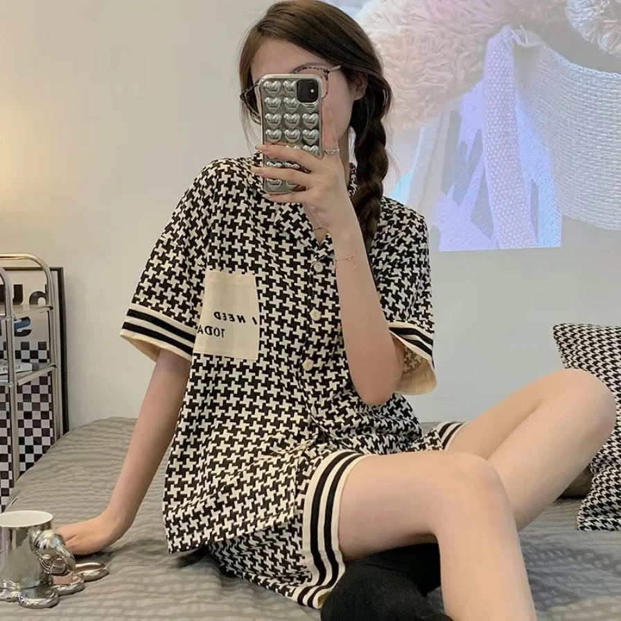 Ensemble Pyjama Satiné Femme Élégance & Confort
