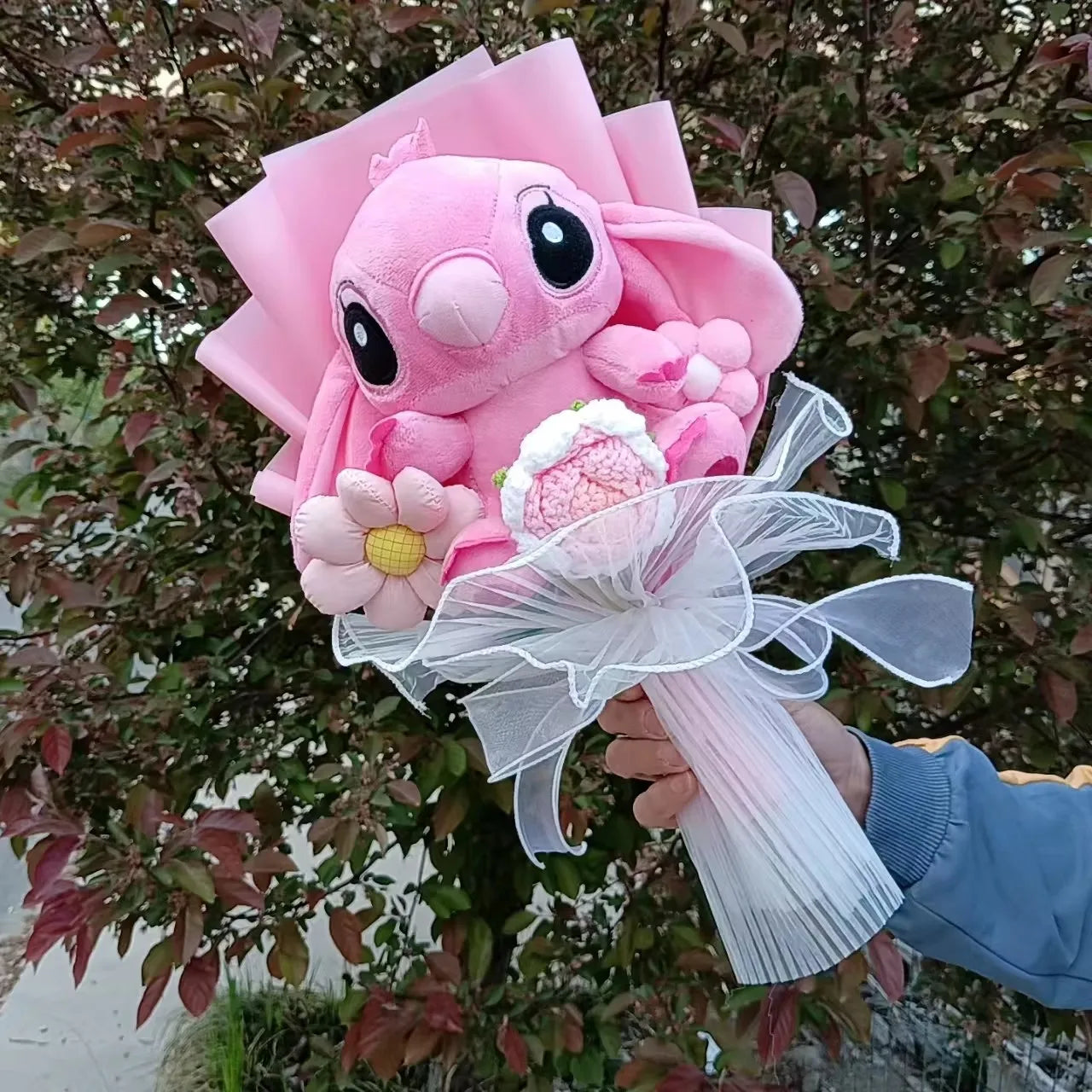 💐 Bouquet Peluche Lilo & Stitch – Fleurs & Tendresse à Offrir