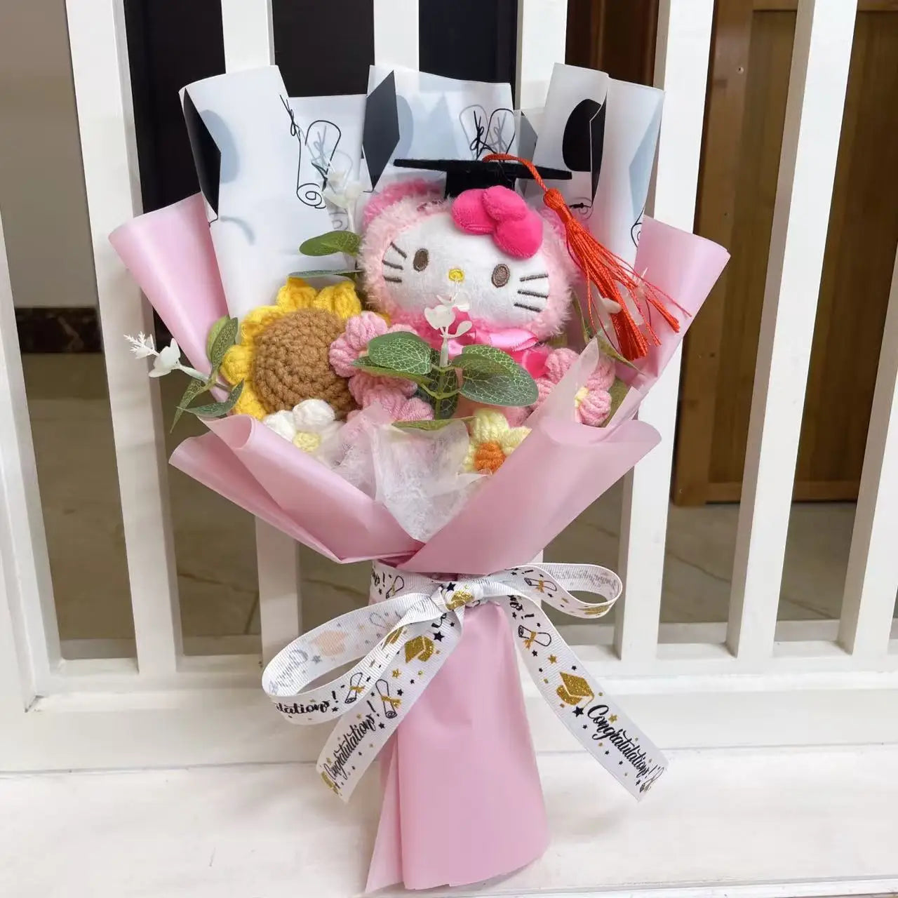 Bouquet Cadeau – Peluches Mignonnes & Fleurs