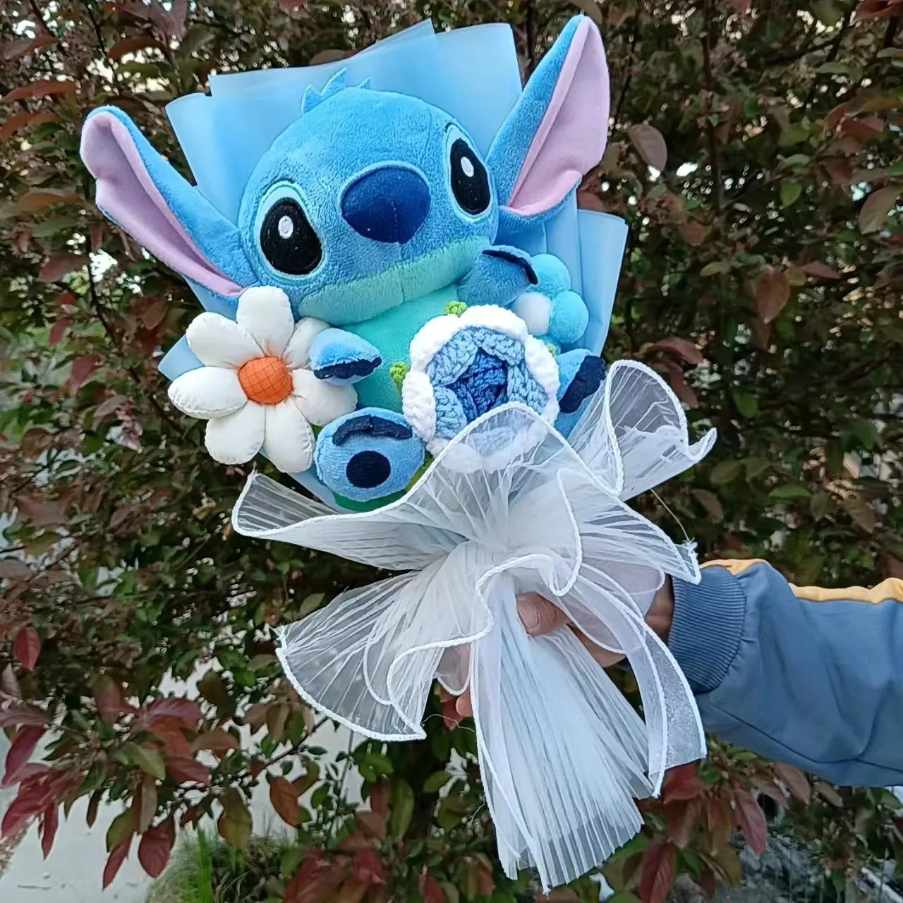 💐 Bouquet Peluche Lilo & Stitch – Fleurs & Tendresse à Offrir