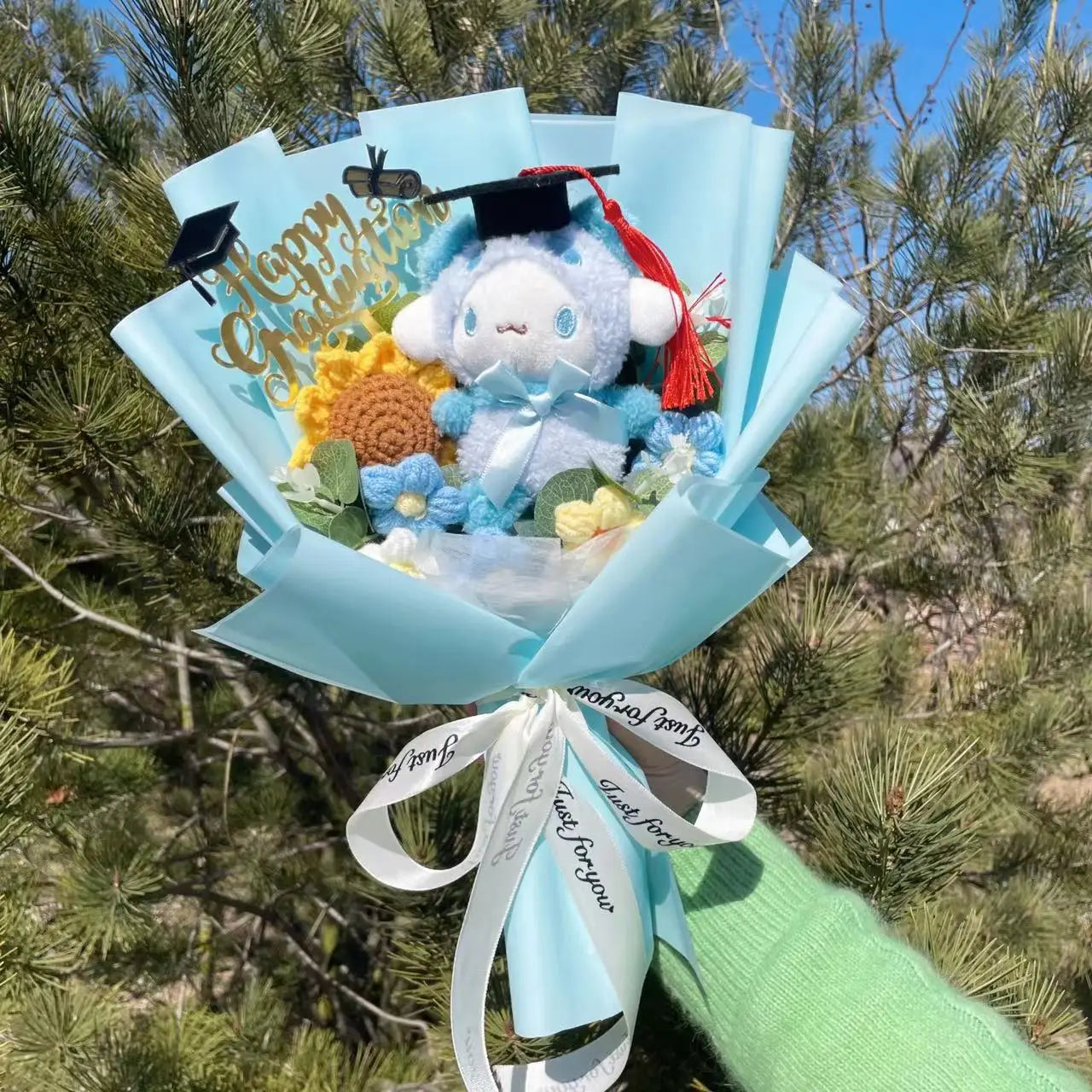 Bouquet Cadeau – Peluches Mignonnes & Fleurs