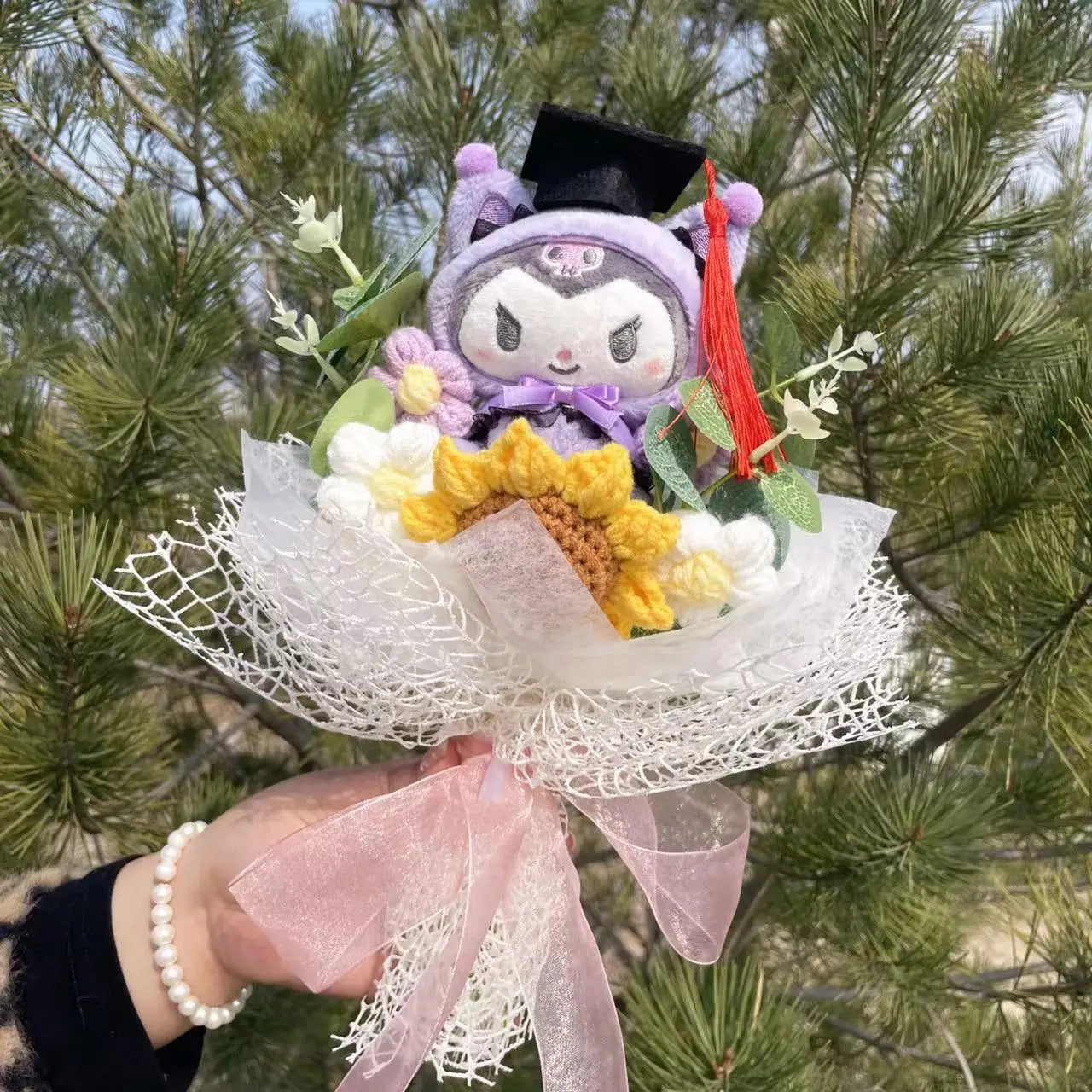 Bouquet Cadeau – Peluches Mignonnes & Fleurs