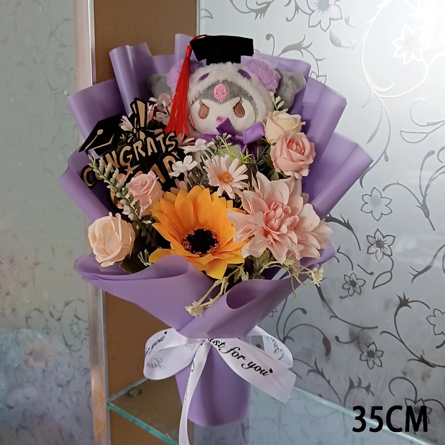 Bouquet Peluche Sanrio – Kuromi, My Melody & Friends