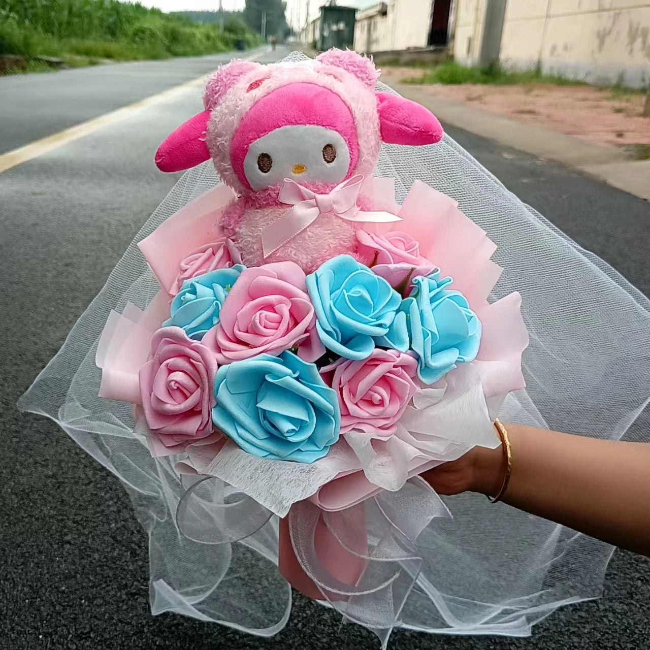 Bouquet Peluche Sanrio – Kuromi, My Melody & Friends